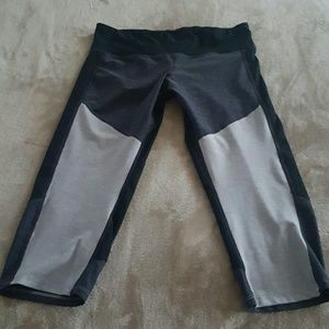 Champion capri yoga pants